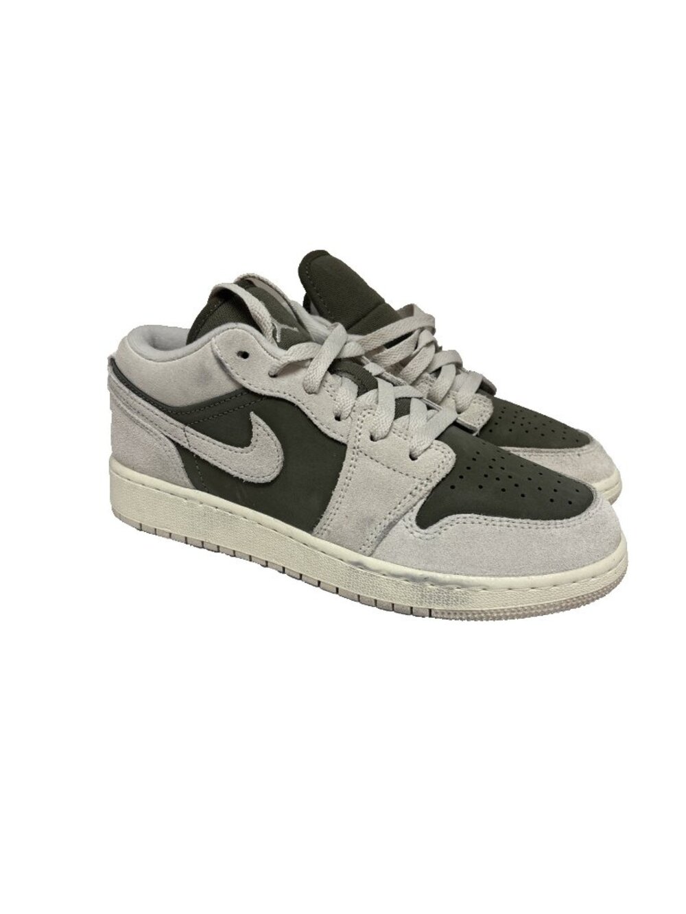 Nike Big Kids Air Jordan 1 Low SE Athletic Shoes Green/Grey  Size 4.5Y